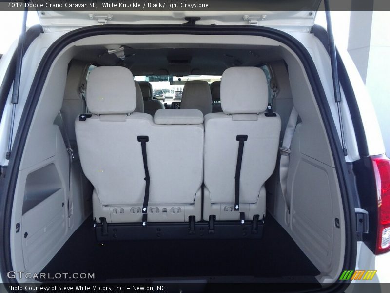 White Knuckle / Black/Light Graystone 2017 Dodge Grand Caravan SE