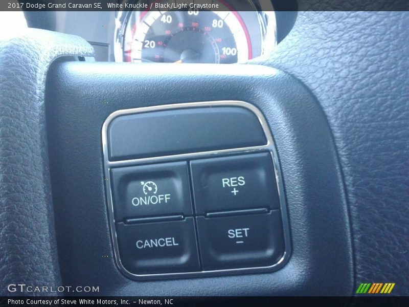 White Knuckle / Black/Light Graystone 2017 Dodge Grand Caravan SE