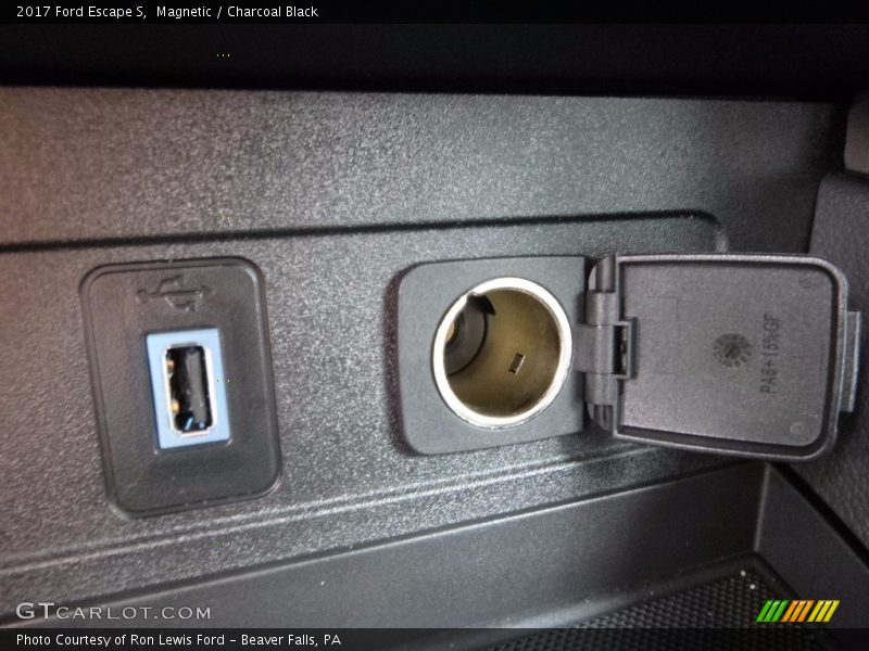 Magnetic / Charcoal Black 2017 Ford Escape S