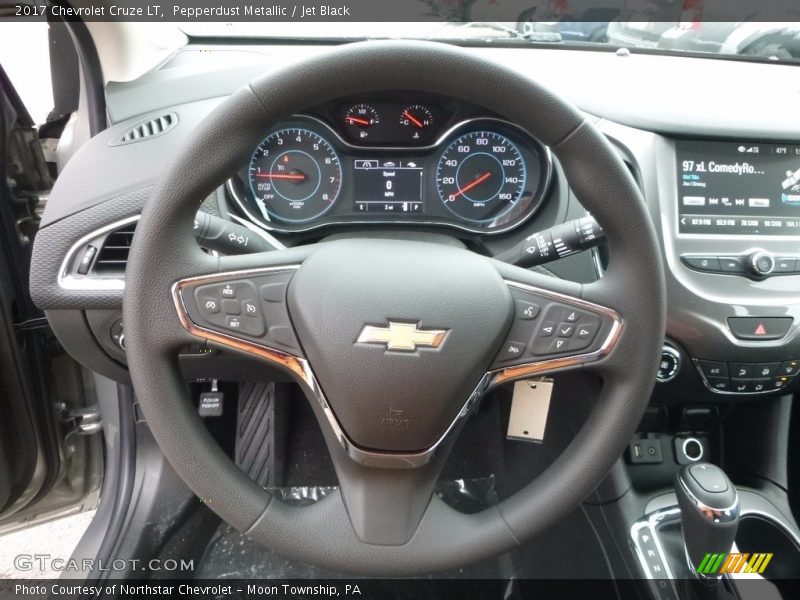 Pepperdust Metallic / Jet Black 2017 Chevrolet Cruze LT
