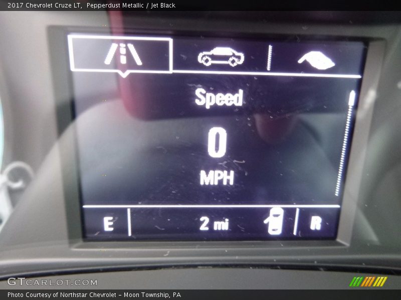 Pepperdust Metallic / Jet Black 2017 Chevrolet Cruze LT