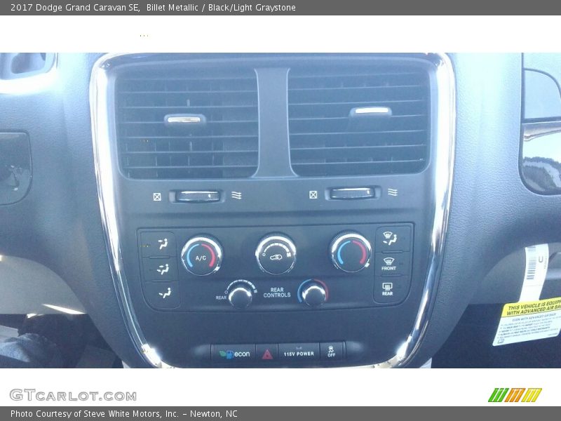 Billet Metallic / Black/Light Graystone 2017 Dodge Grand Caravan SE