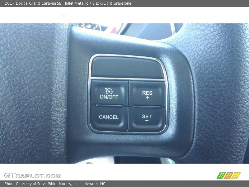 Billet Metallic / Black/Light Graystone 2017 Dodge Grand Caravan SE