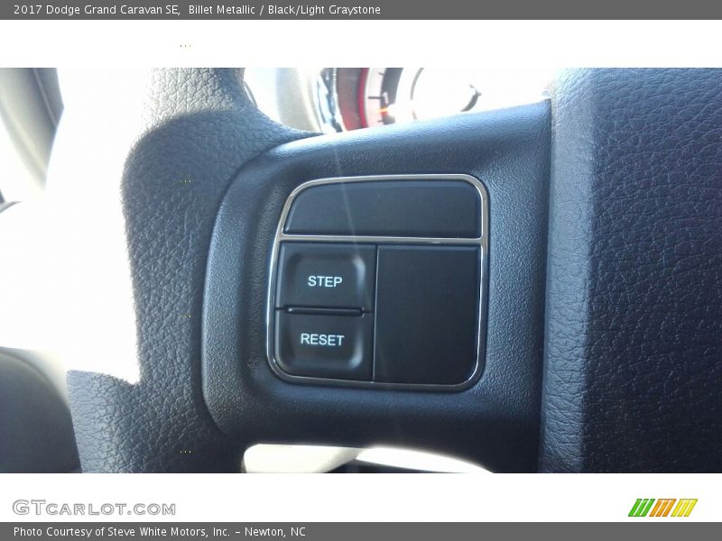 Billet Metallic / Black/Light Graystone 2017 Dodge Grand Caravan SE