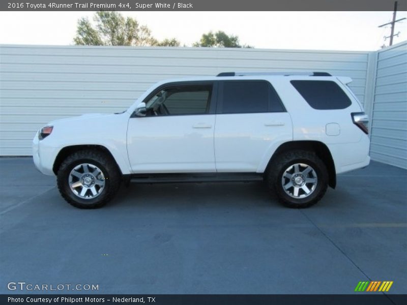 Super White / Black 2016 Toyota 4Runner Trail Premium 4x4