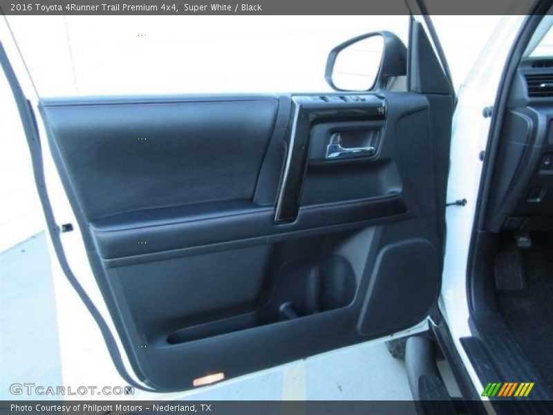 Super White / Black 2016 Toyota 4Runner Trail Premium 4x4