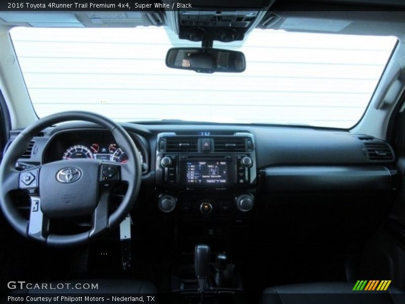Super White / Black 2016 Toyota 4Runner Trail Premium 4x4