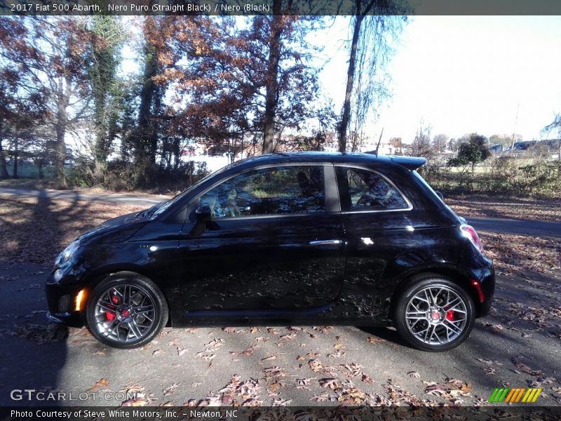 Nero Puro (Straight Black) / Nero (Black) 2017 Fiat 500 Abarth