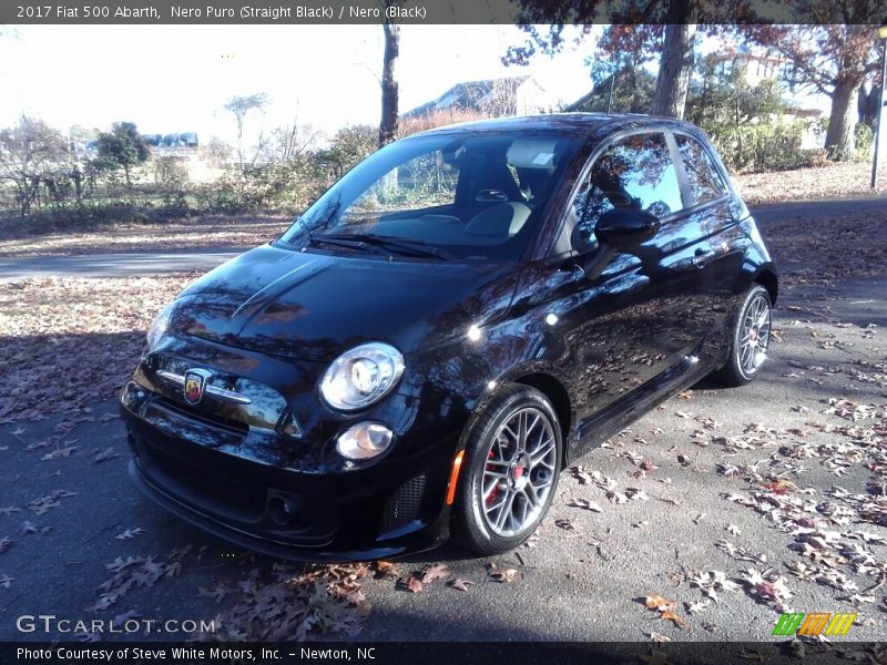 Front 3/4 View of 2017 500 Abarth