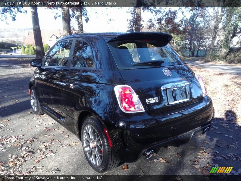 Nero Puro (Straight Black) / Nero (Black) 2017 Fiat 500 Abarth