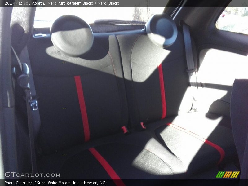 Nero Puro (Straight Black) / Nero (Black) 2017 Fiat 500 Abarth