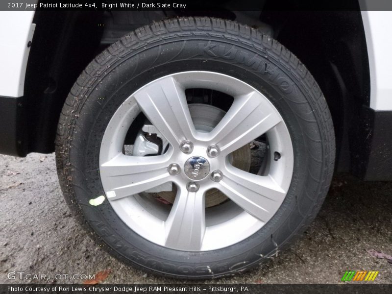Bright White / Dark Slate Gray 2017 Jeep Patriot Latitude 4x4