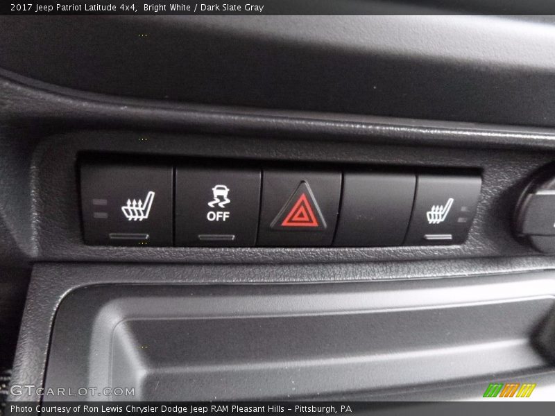 Bright White / Dark Slate Gray 2017 Jeep Patriot Latitude 4x4