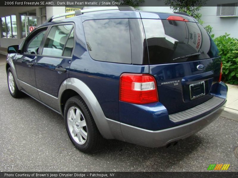 Dark Blue Pearl Metallic / Shale Grey 2006 Ford Freestyle SE AWD
