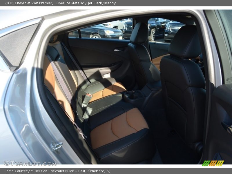 Silver Ice Metallic / Jet Black/Brandy 2016 Chevrolet Volt Premier
