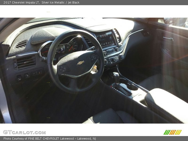 Silver Ice Metallic / Jet Black 2017 Chevrolet Impala LT