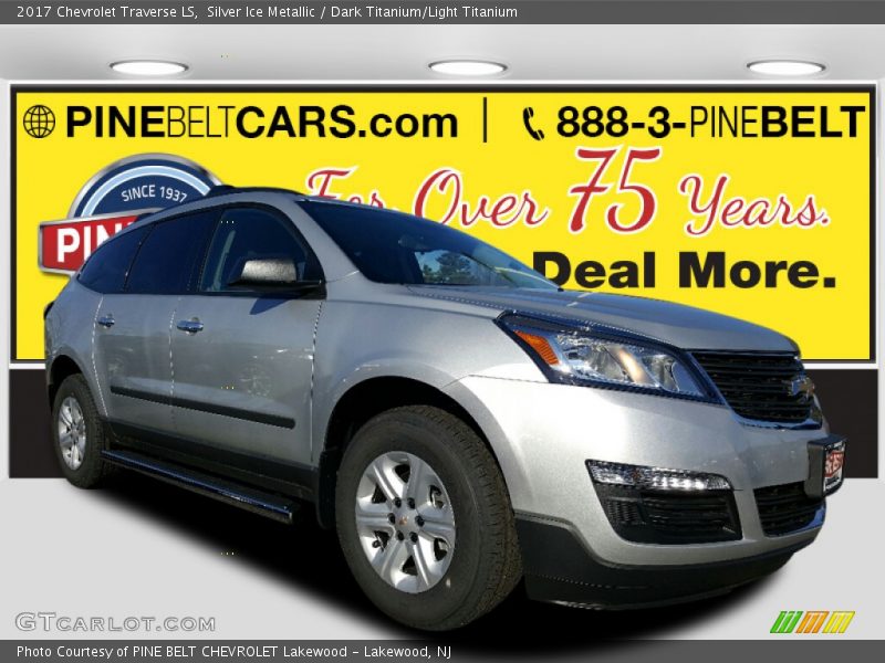 Silver Ice Metallic / Dark Titanium/Light Titanium 2017 Chevrolet Traverse LS