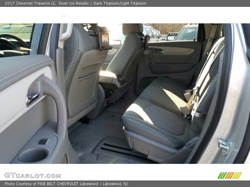 Silver Ice Metallic / Dark Titanium/Light Titanium 2017 Chevrolet Traverse LS