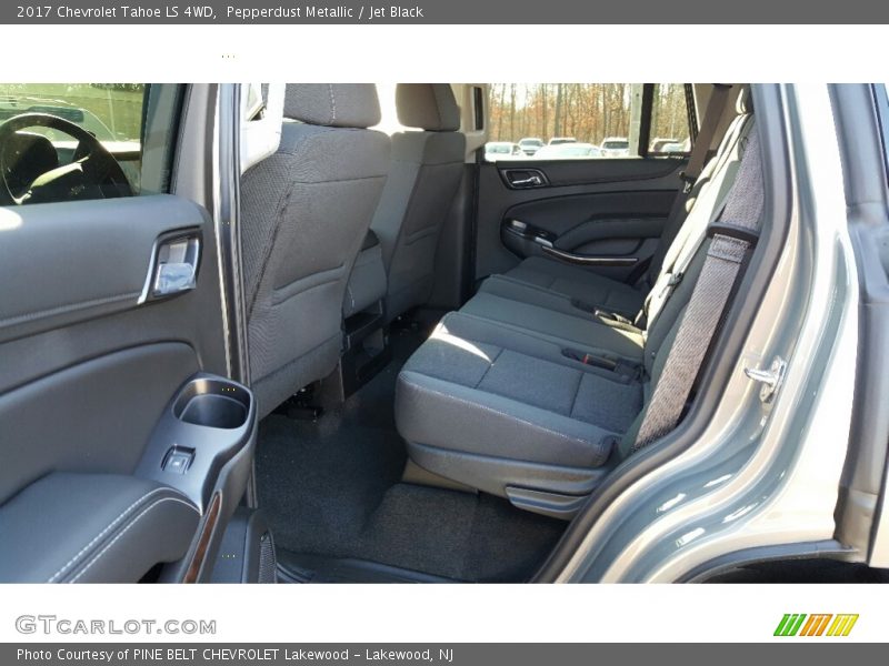 Pepperdust Metallic / Jet Black 2017 Chevrolet Tahoe LS 4WD