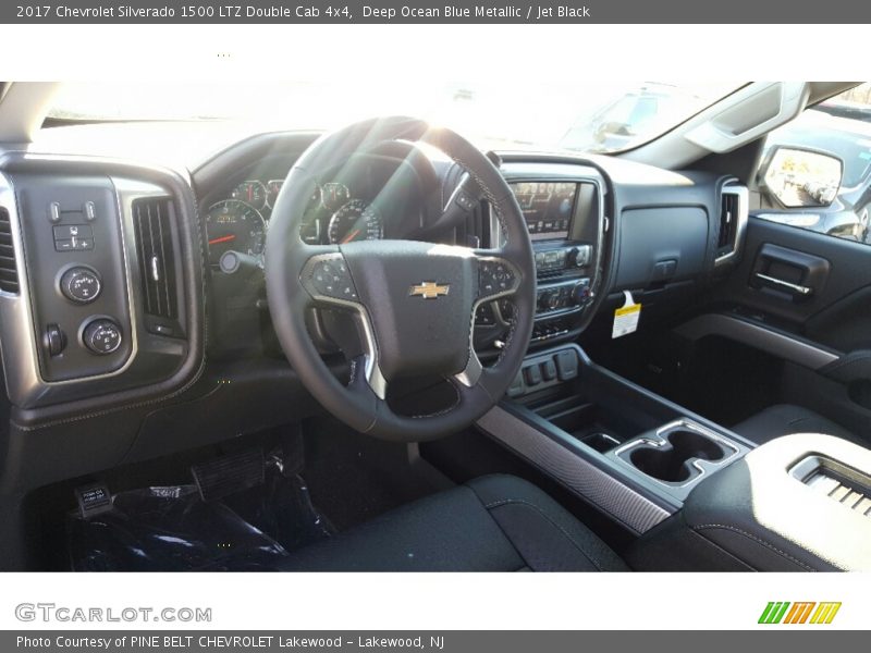 Deep Ocean Blue Metallic / Jet Black 2017 Chevrolet Silverado 1500 LTZ Double Cab 4x4