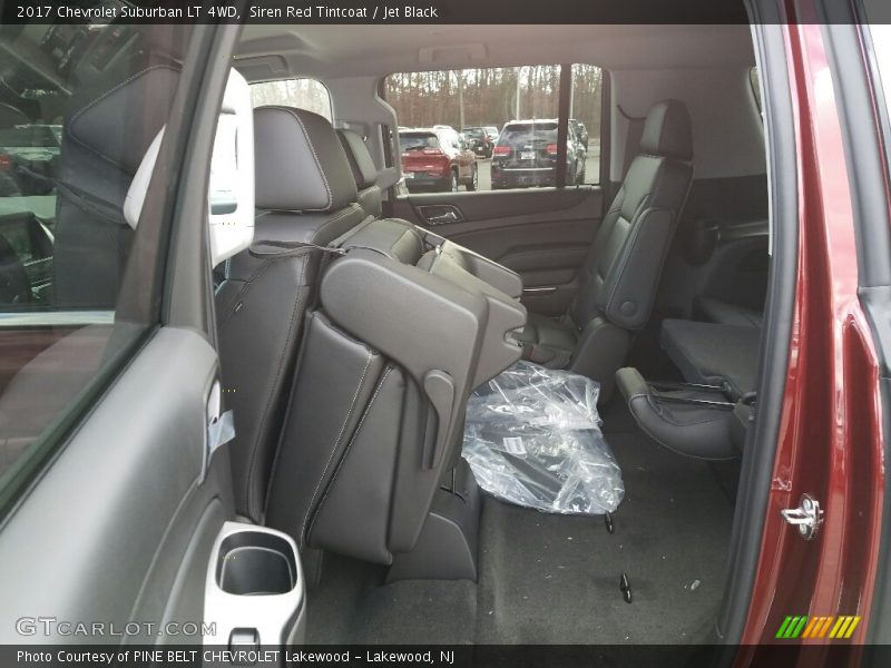 Siren Red Tintcoat / Jet Black 2017 Chevrolet Suburban LT 4WD
