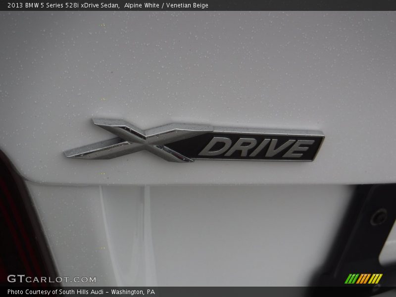 Alpine White / Venetian Beige 2013 BMW 5 Series 528i xDrive Sedan