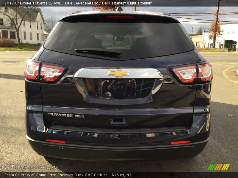 Blue Velvet Metallic / Dark Titanium/Light Titanium 2017 Chevrolet Traverse LS AWD
