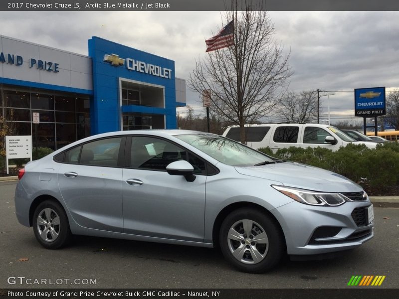 Arctic Blue Metallic / Jet Black 2017 Chevrolet Cruze LS