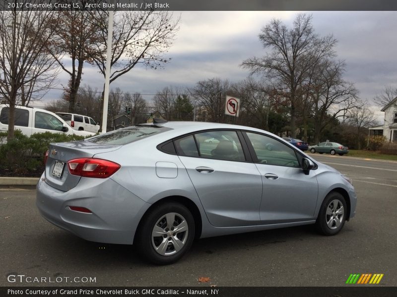 Arctic Blue Metallic / Jet Black 2017 Chevrolet Cruze LS