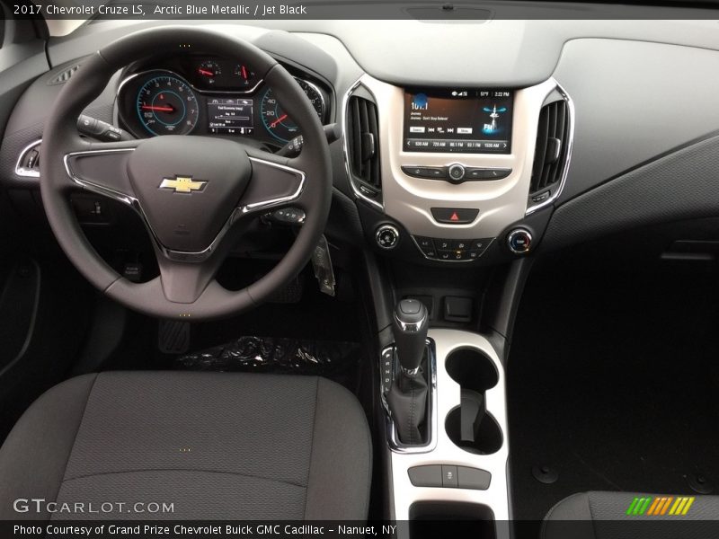 Arctic Blue Metallic / Jet Black 2017 Chevrolet Cruze LS