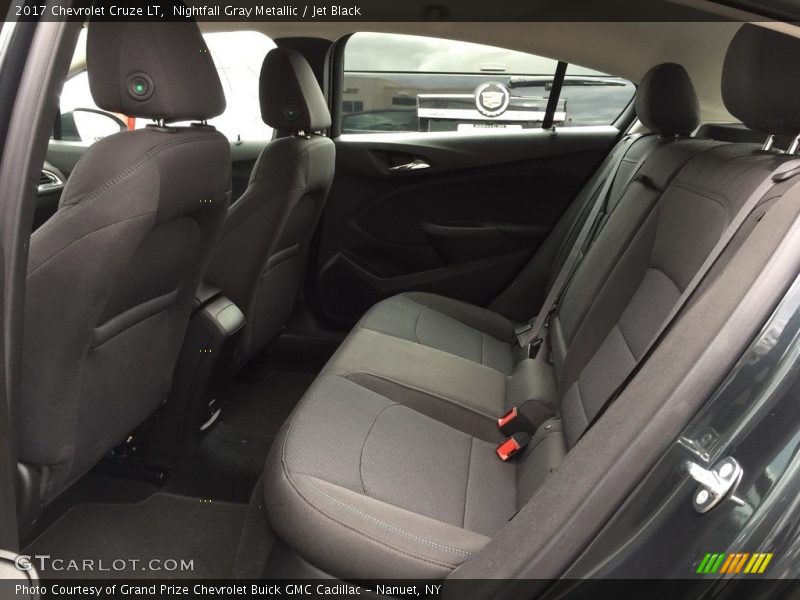 Nightfall Gray Metallic / Jet Black 2017 Chevrolet Cruze LT