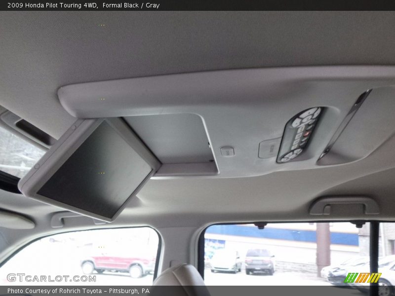 Formal Black / Gray 2009 Honda Pilot Touring 4WD