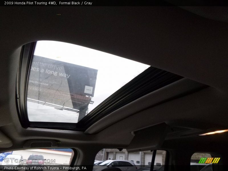 Formal Black / Gray 2009 Honda Pilot Touring 4WD