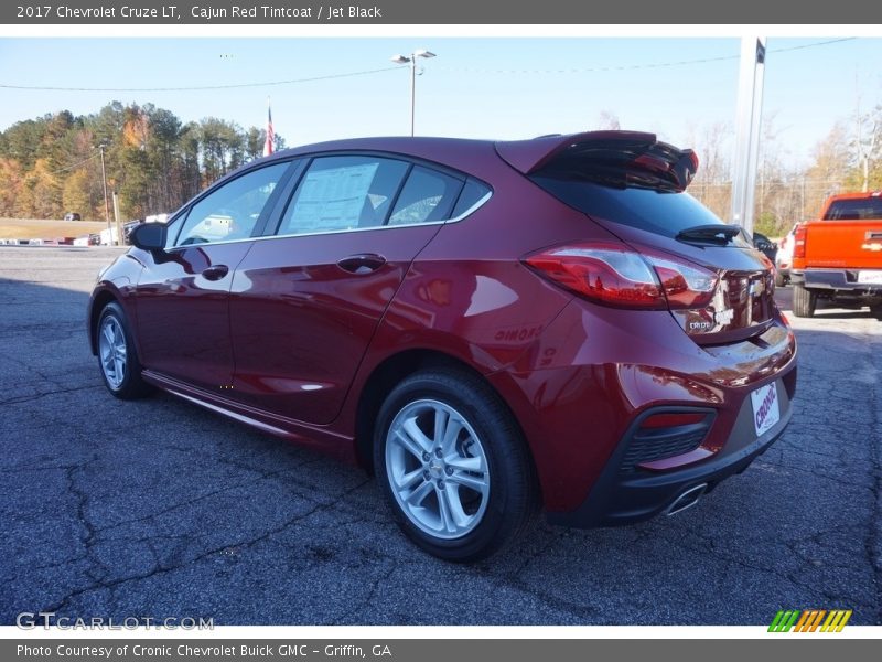 Cajun Red Tintcoat / Jet Black 2017 Chevrolet Cruze LT