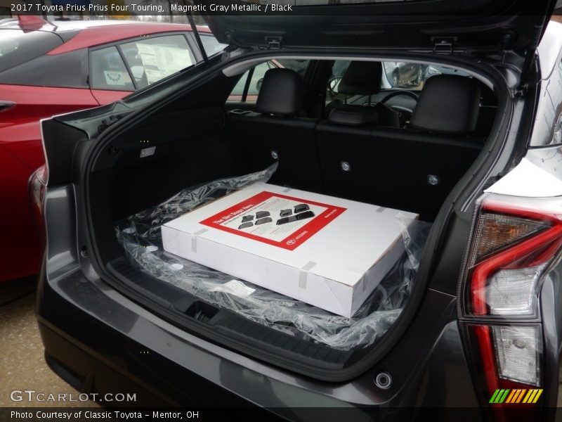 Magnetic Gray Metallic / Black 2017 Toyota Prius Prius Four Touring