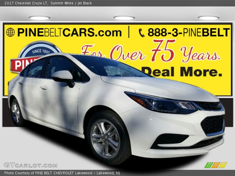 Summit White / Jet Black 2017 Chevrolet Cruze LT