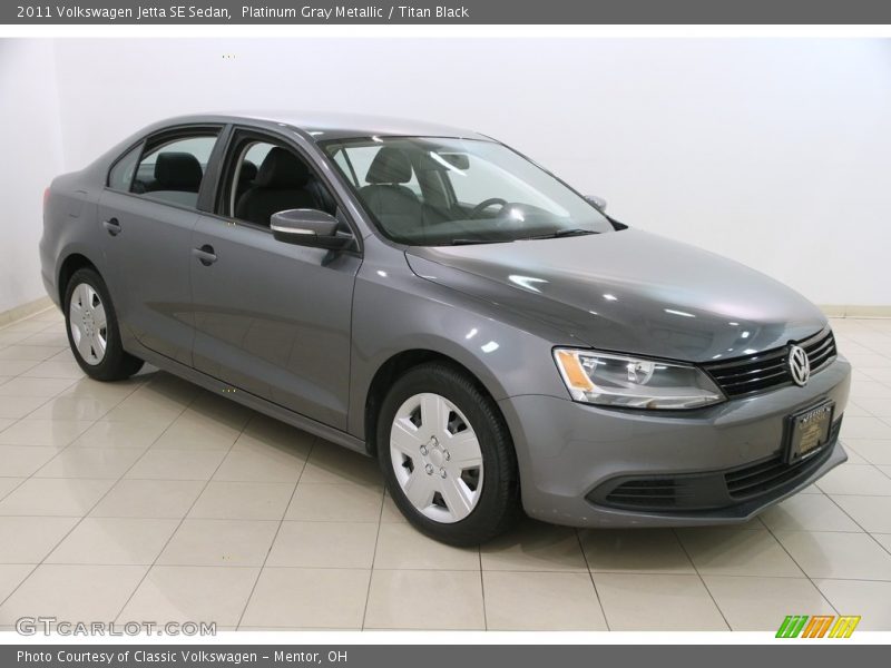 Platinum Gray Metallic / Titan Black 2011 Volkswagen Jetta SE Sedan