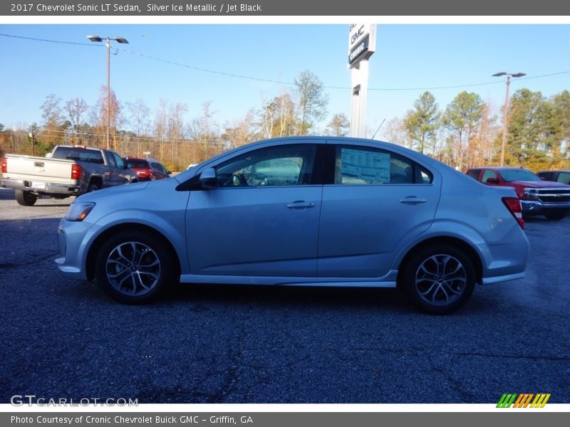 Silver Ice Metallic / Jet Black 2017 Chevrolet Sonic LT Sedan