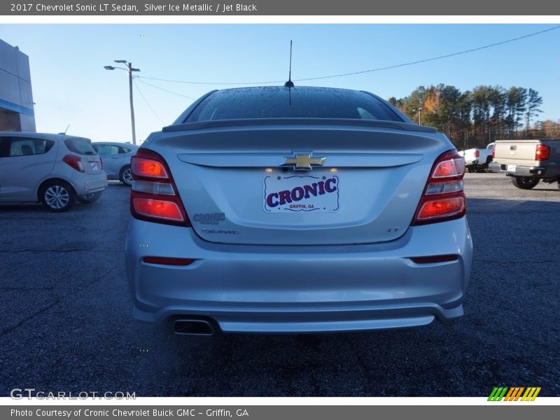 Silver Ice Metallic / Jet Black 2017 Chevrolet Sonic LT Sedan
