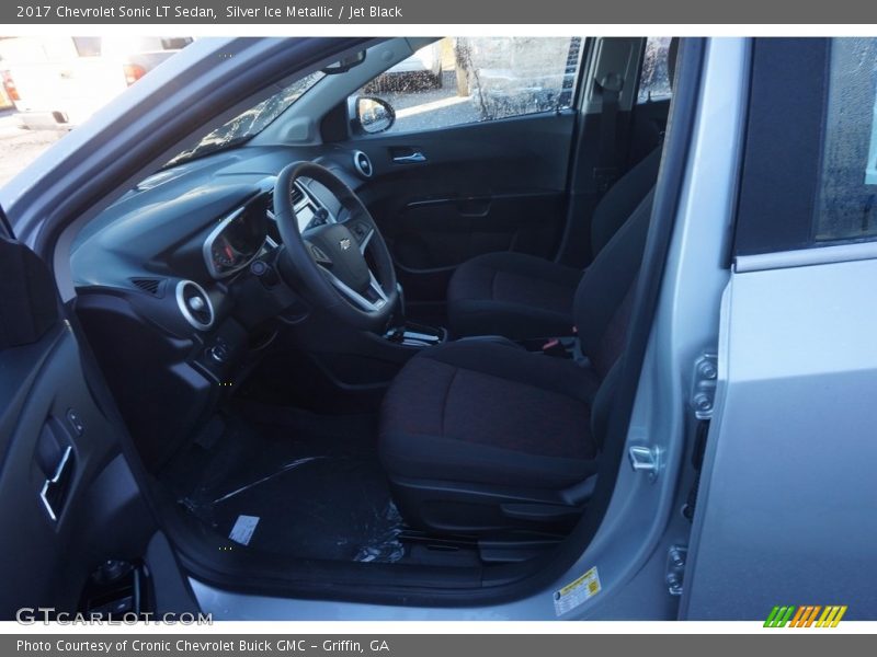 Silver Ice Metallic / Jet Black 2017 Chevrolet Sonic LT Sedan