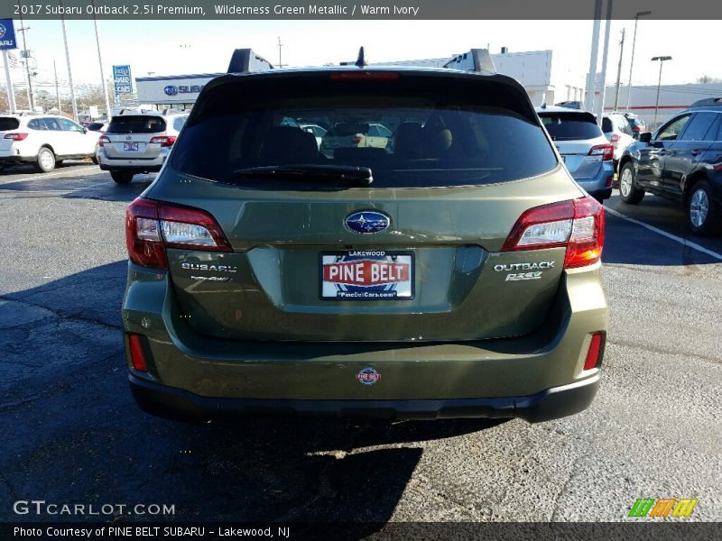 Wilderness Green Metallic / Warm Ivory 2017 Subaru Outback 2.5i Premium