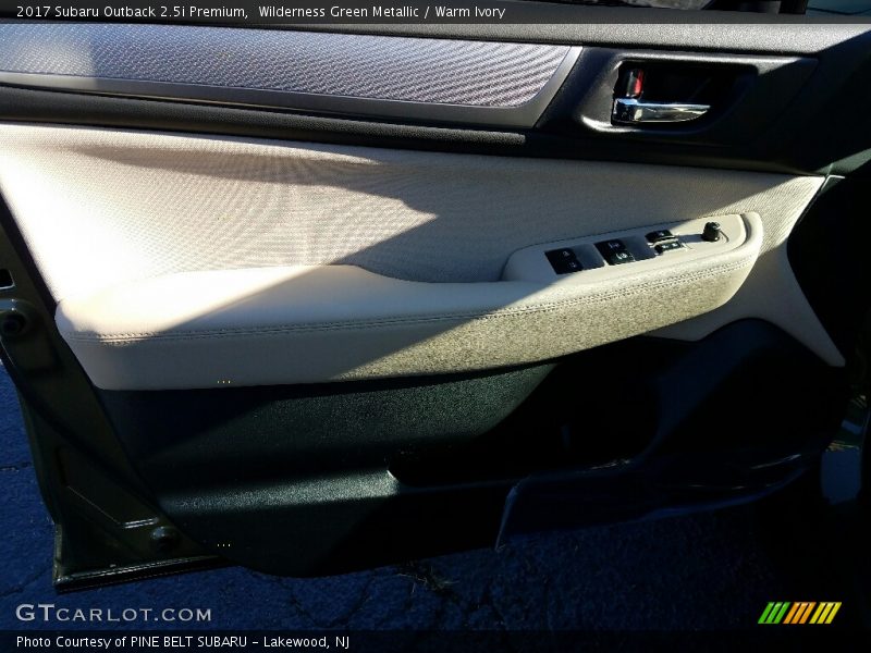 Wilderness Green Metallic / Warm Ivory 2017 Subaru Outback 2.5i Premium