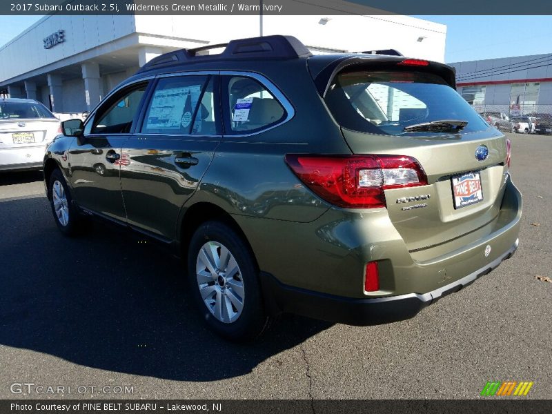 Wilderness Green Metallic / Warm Ivory 2017 Subaru Outback 2.5i