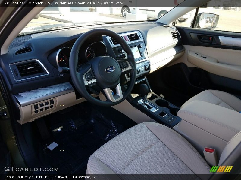 Wilderness Green Metallic / Warm Ivory 2017 Subaru Outback 2.5i