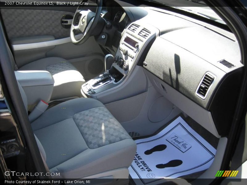 Black / Light Gray 2007 Chevrolet Equinox LS