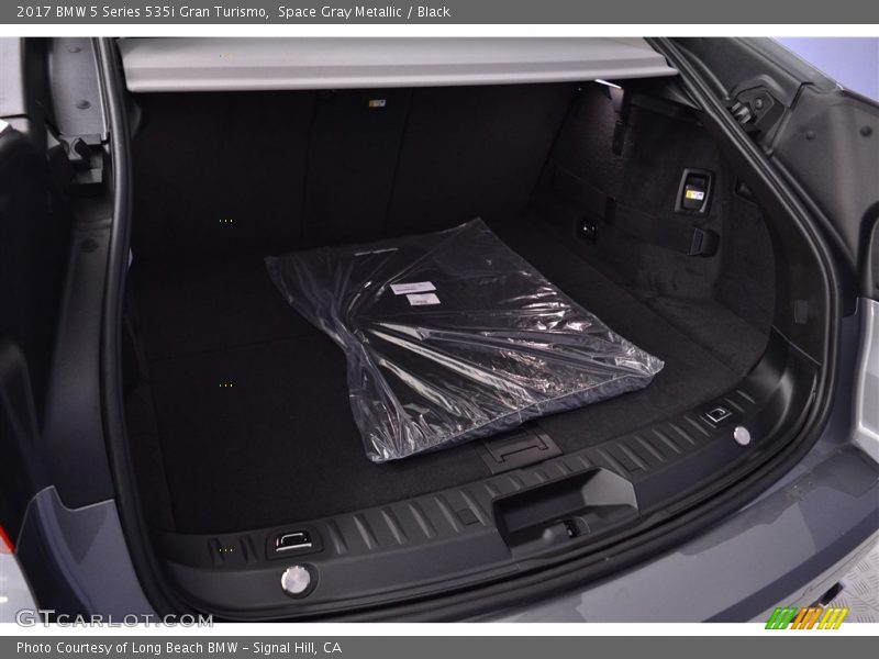 Space Gray Metallic / Black 2017 BMW 5 Series 535i Gran Turismo
