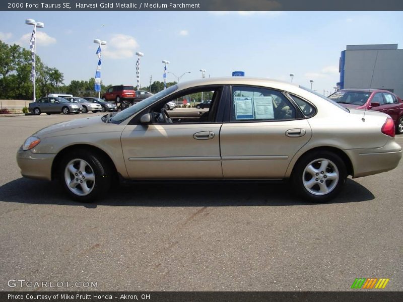 Harvest Gold Metallic / Medium Parchment 2000 Ford Taurus SE