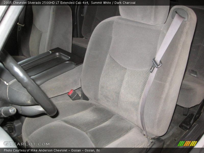 Summit White / Dark Charcoal 2005 Chevrolet Silverado 2500HD LT Extended Cab 4x4
