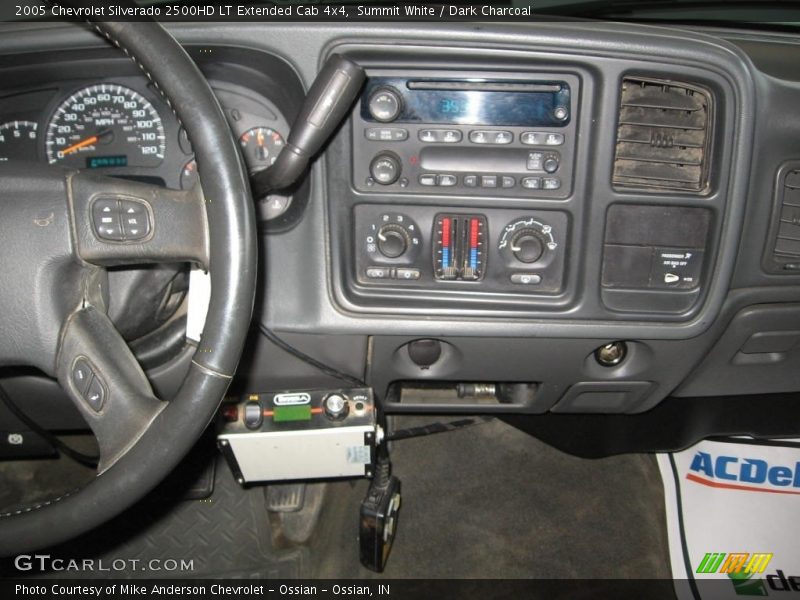 Summit White / Dark Charcoal 2005 Chevrolet Silverado 2500HD LT Extended Cab 4x4