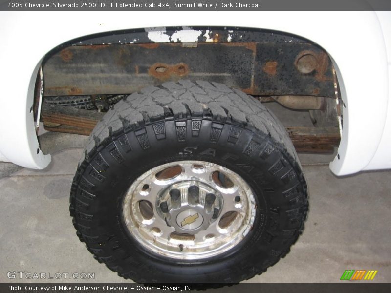 Summit White / Dark Charcoal 2005 Chevrolet Silverado 2500HD LT Extended Cab 4x4